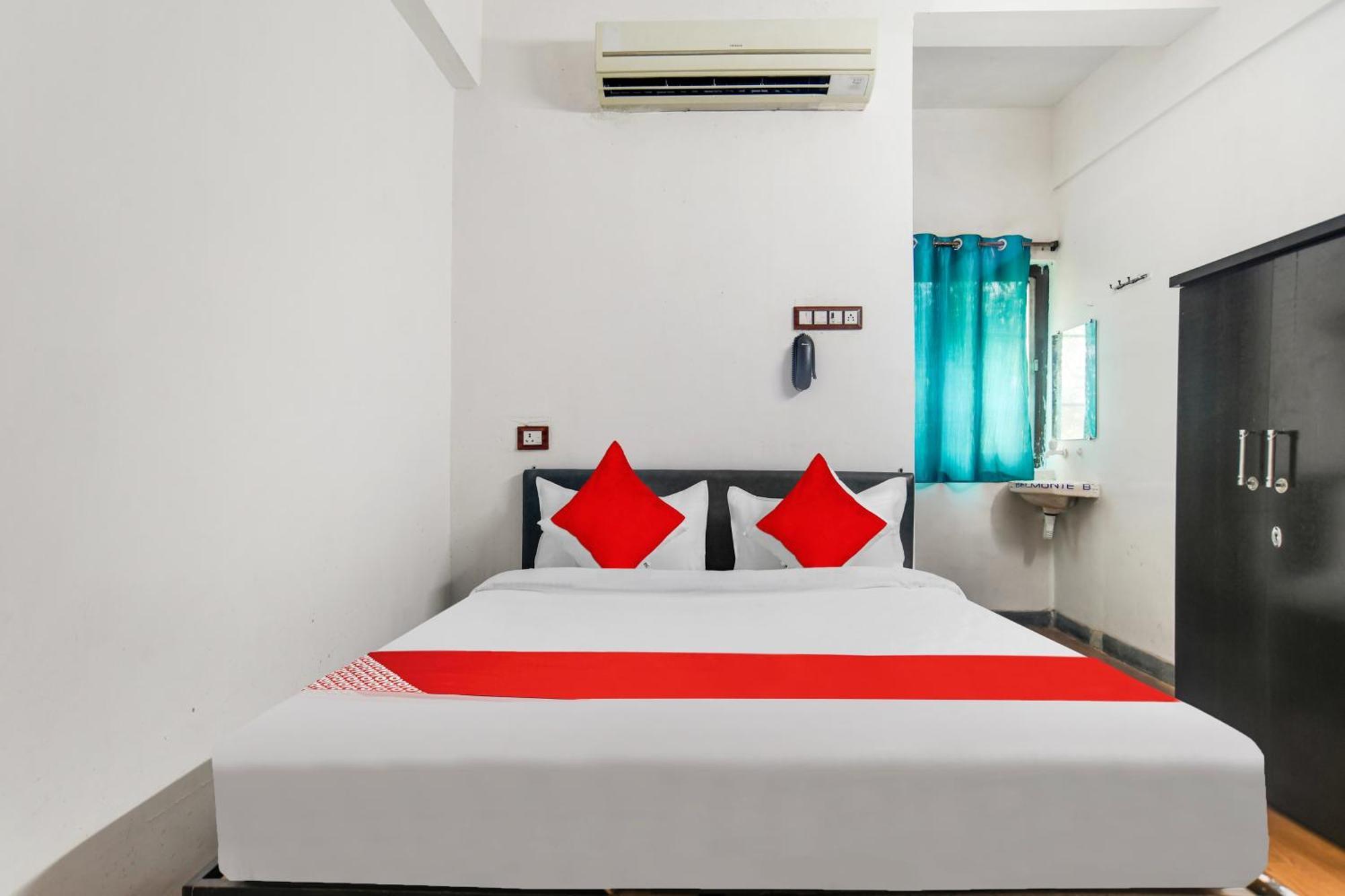 Oyo Flagship Hotel Shree United Indore Bagian luar foto
