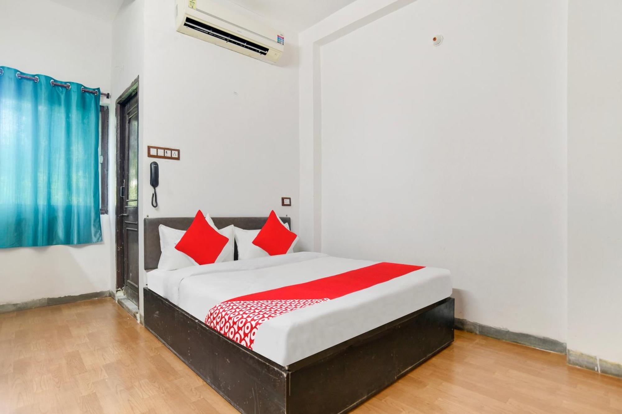 Oyo Flagship Hotel Shree United Indore Bagian luar foto