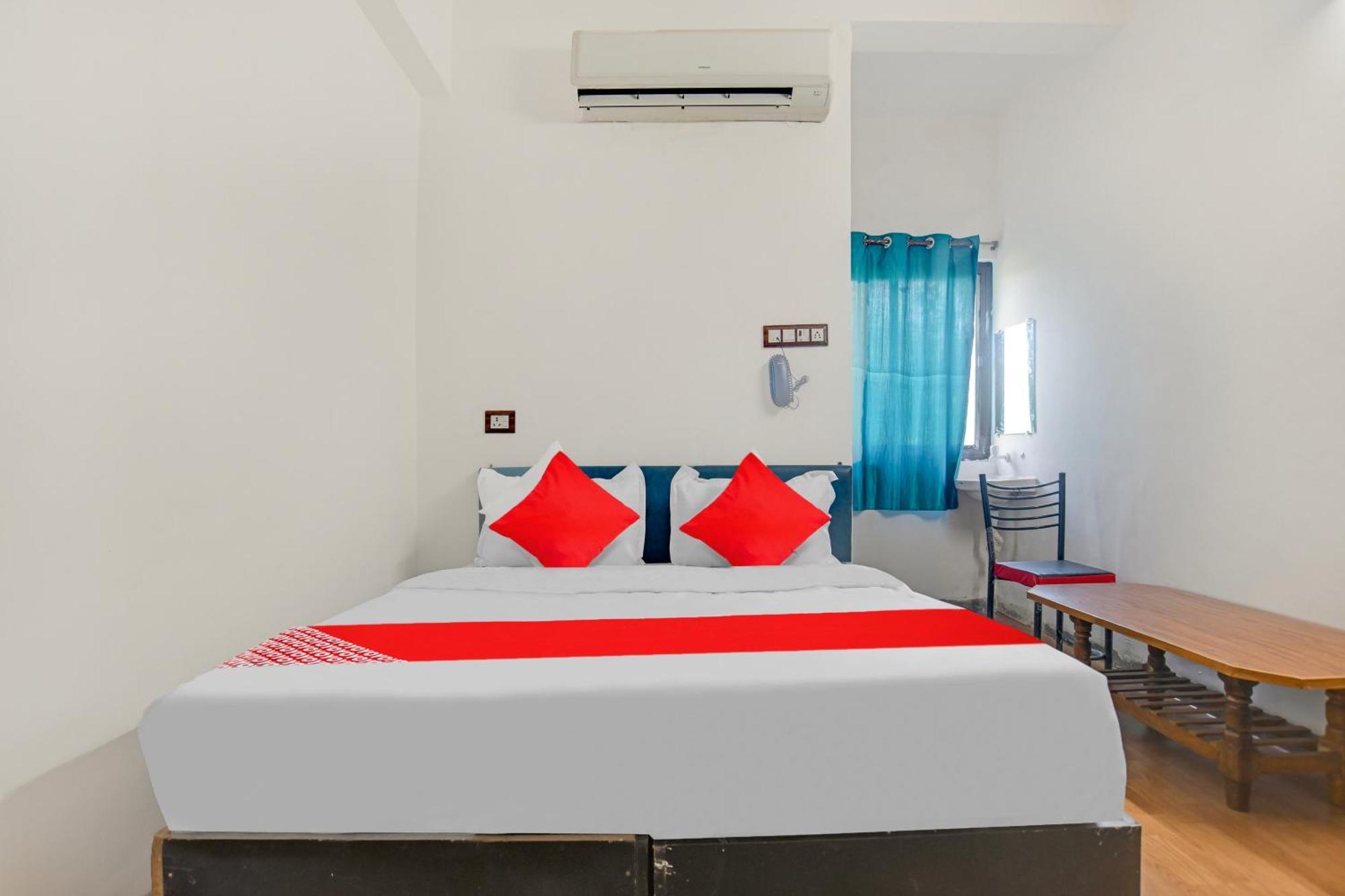 Oyo Flagship Hotel Shree United Indore Bagian luar foto